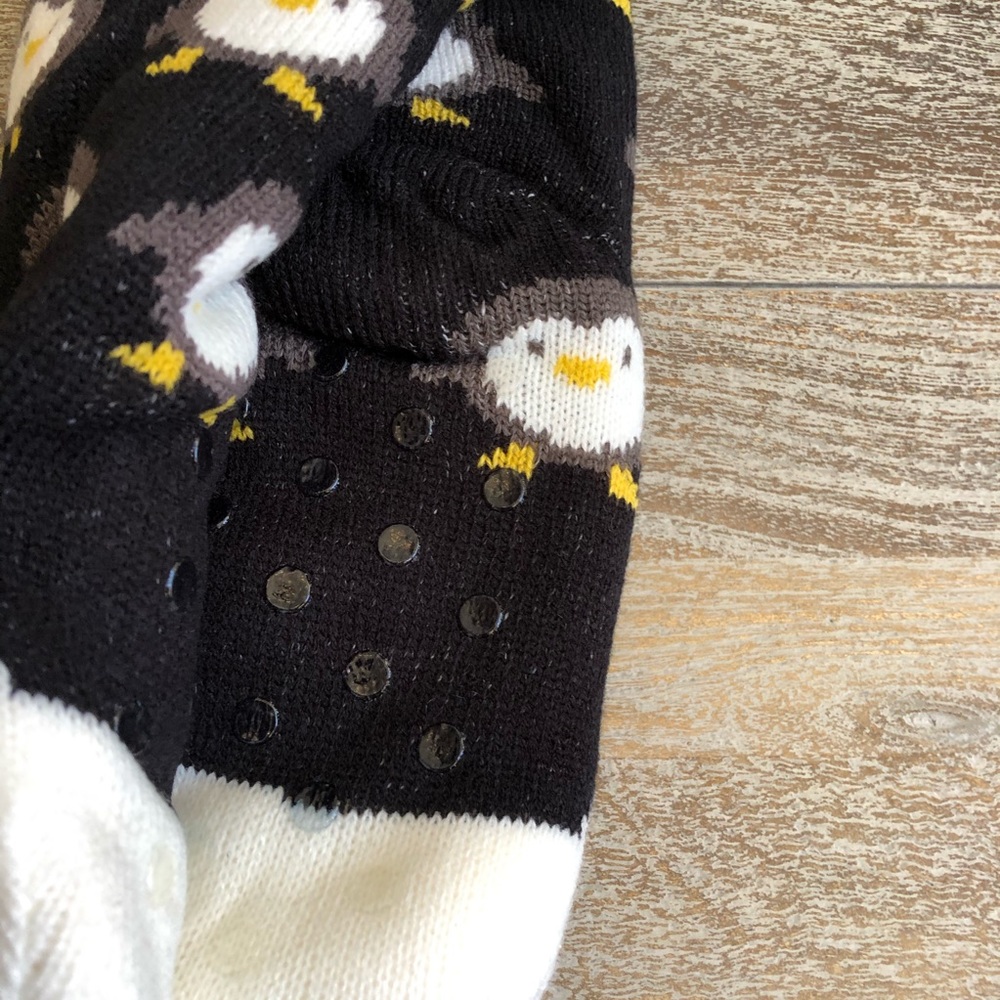 Modern Heritage Owl Pattern Lounge Socks - Picture 4 of 4